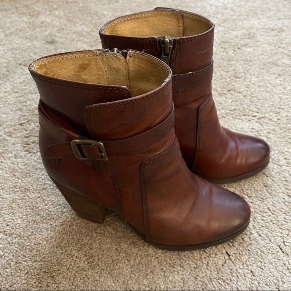Frye Patty Riding Bootie, Size 6 - Picture 4 of 8